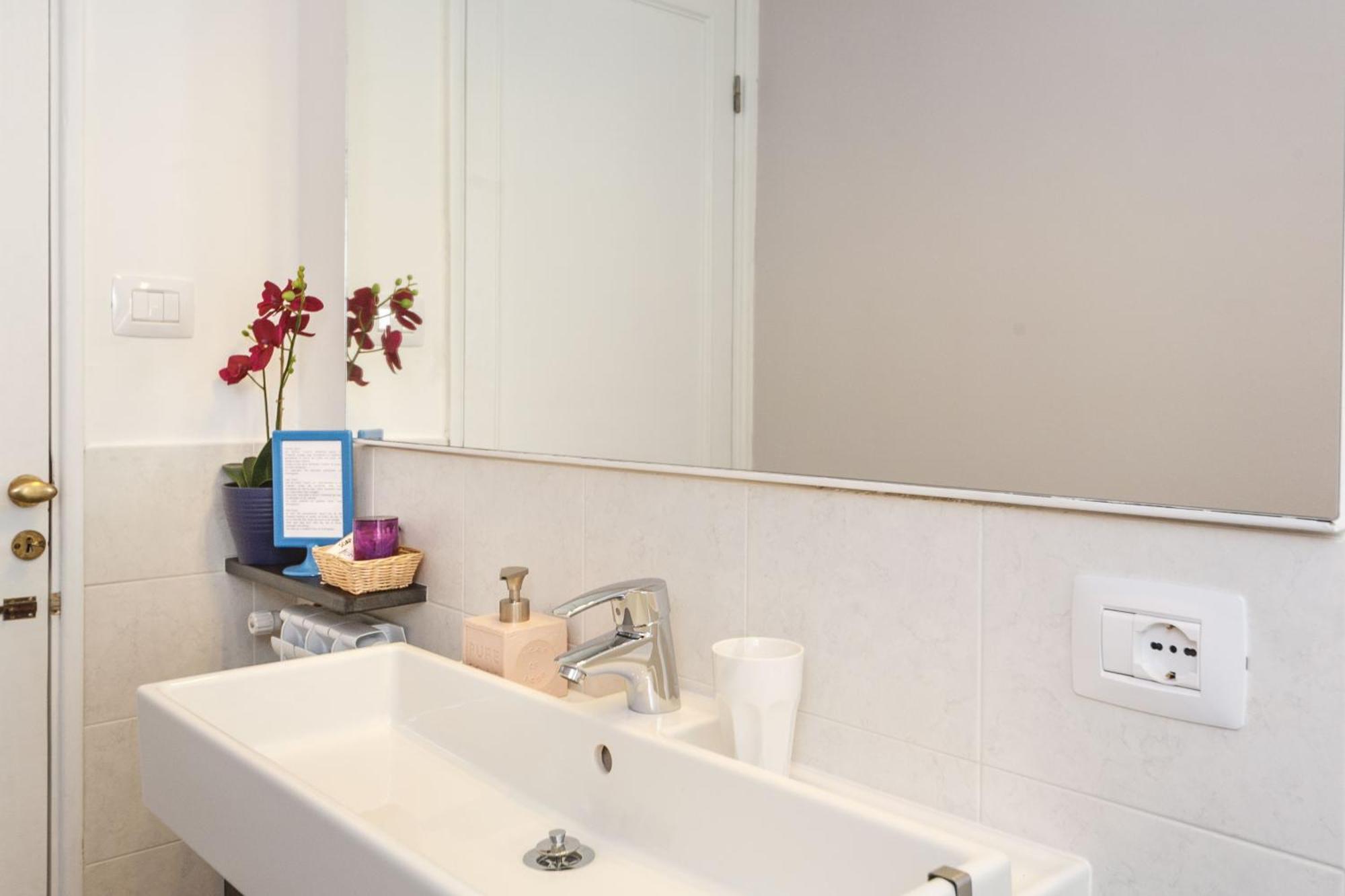 Girovagando B&B Genova Szoba fotó